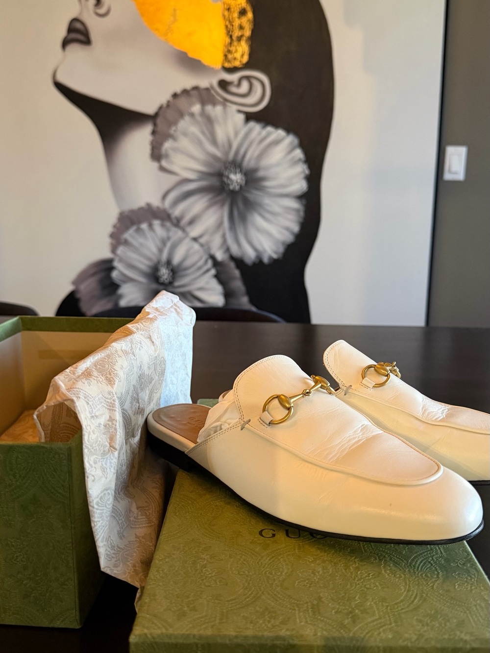 Gucci White Leather Horsebit Mule Slides - Picture 6 of 8